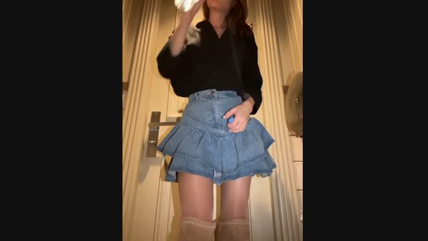 -AngelAri- StripChat Female 05-03-2025