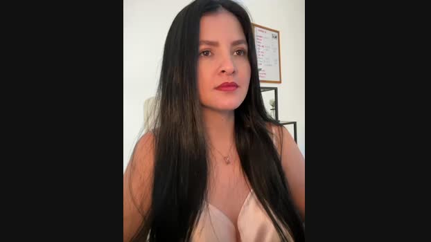 Carolina_Novoa StripChat Female 04-03-2025