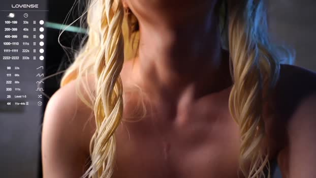 ErlinaEade StripChat Female 04-03-2025