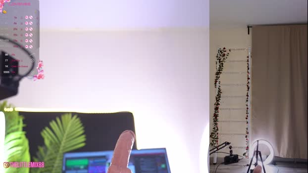 LittleMix_ StripChat Female 05-03-2025