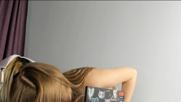 LoisEyre StripChat Female 04-03-2025