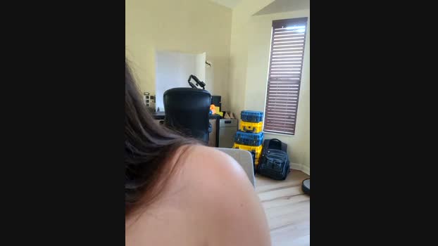 MaggyMayI StripChat Female 04-03-2025