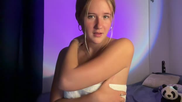 itsssosierra Chaturbate Female 05-03-2025