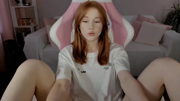 leahsthetics Chaturbate Female 04-03-2025