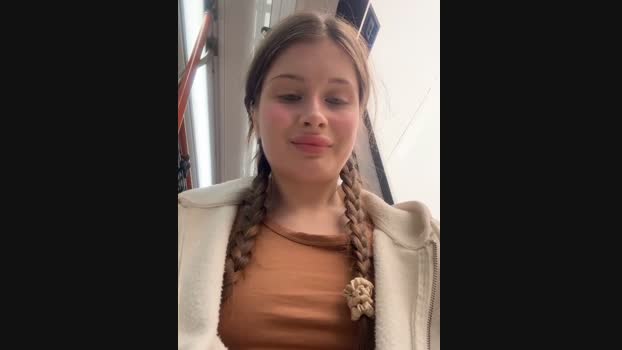 mmelicious StripChat Female 05-03-2025