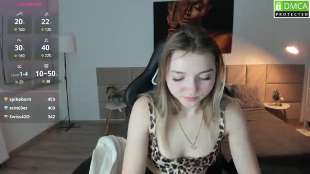 Daisyy MyFreeCams Female 05-03-2025