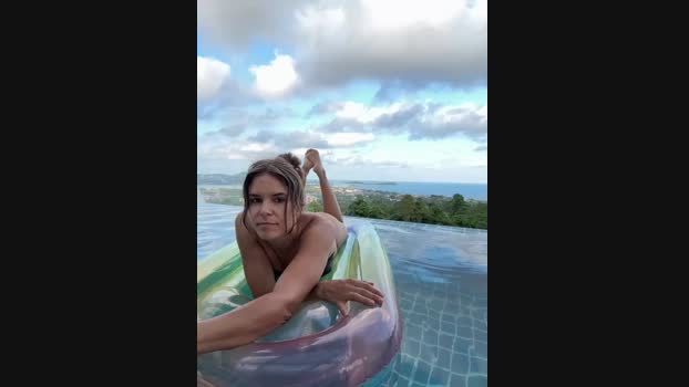 JuicyFruits93 StripChat Female 06-03-2025