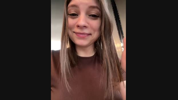 Katya_Katysha StripChat Female 06-03-2025