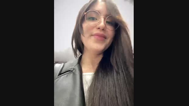 meow_girl StripChat Female 06-03-2025