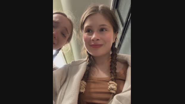 mmelicious StripChat Female 05-03-2025