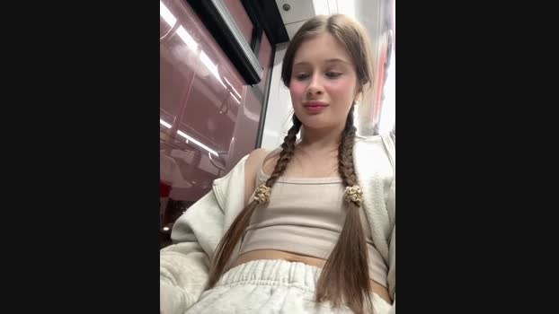 mmelicious StripChat Female 06-03-2025