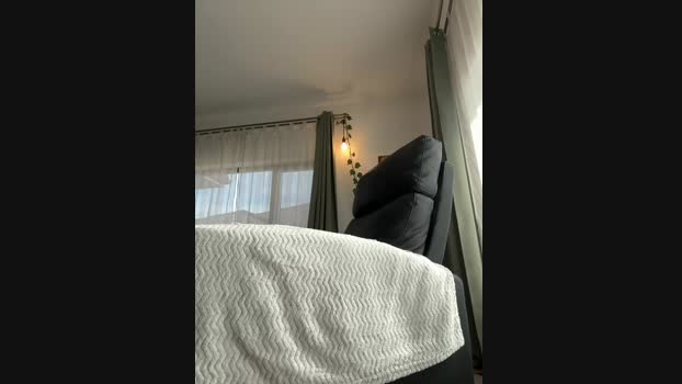 JulieLittleLove StripChat Female 07-03-2025