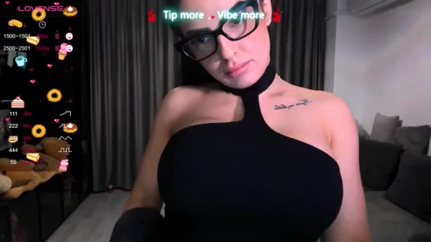 LindsayDee MyFreeCams Female 06-03-2025