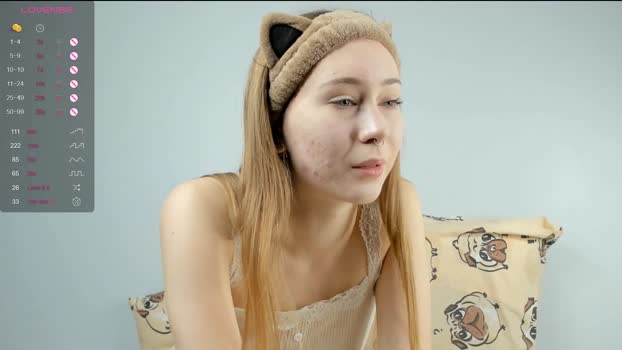 LoisEyre StripChat Female 06-03-2025