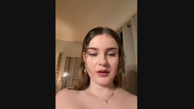 MaribelRiver StripChat Female 06-03-2025