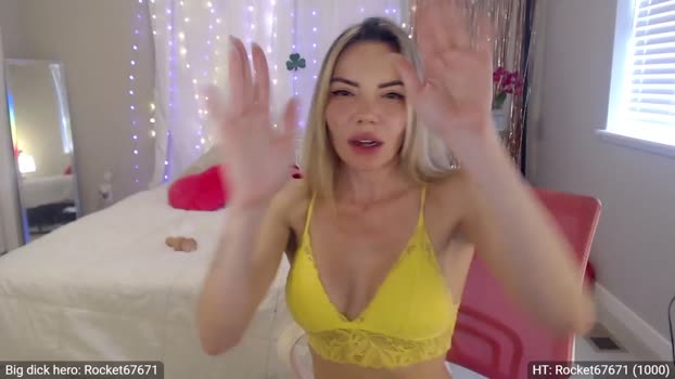 MylaBanks MyFreeCams Female 06-03-2025