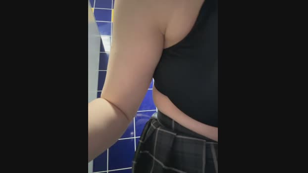 Peachy_Dream StripChat Female 06-03-2025