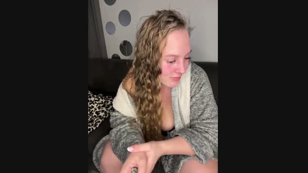 xqueenkinky StripChat Female 06-03-2025