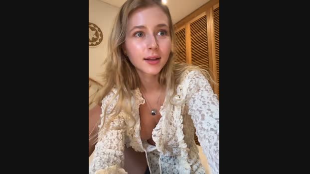 LunaRase StripChat Female 07-03-2025