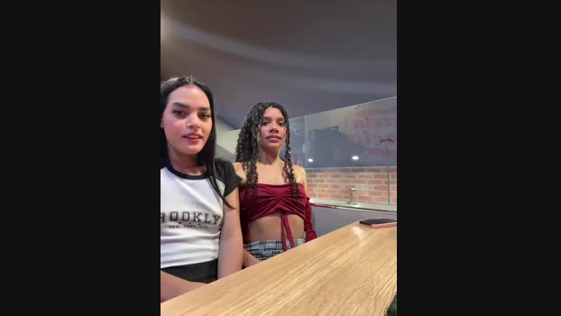 Naughty_Friends_ StripChat Female 07-03-2025