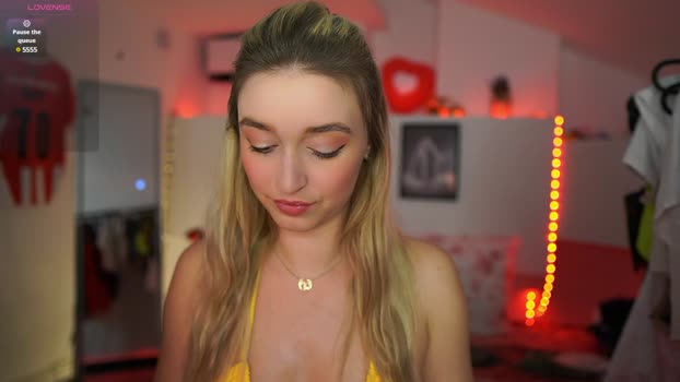 Rapunzel_ MyFreeCams Female 07-03-2025