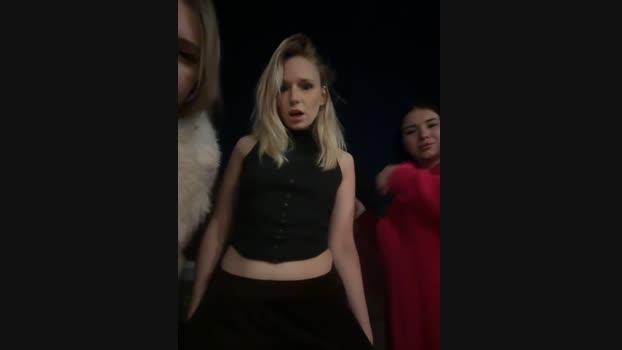 RollingGirls StripChat Female 07-03-2025