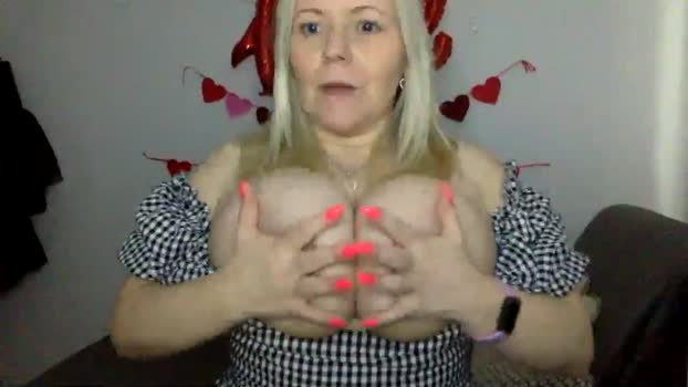 SuchCute_ MyFreeCams Female 08-03-2025