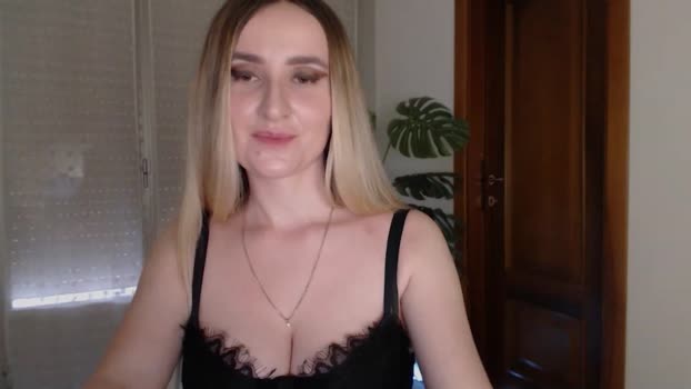 Annie_Amy MyFreeCams Female 09-03-2025
