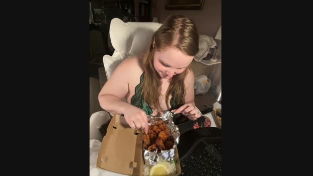 GingerSnap33 StripChat Female 08-03-2025