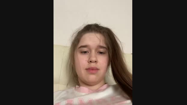 HornyGirlH StripChat Female 08-03-2025