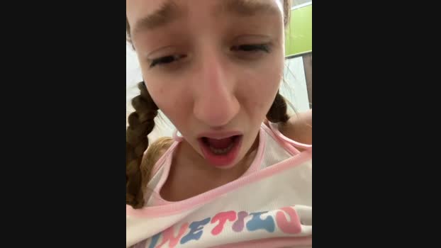 Lia__Love StripChat Female 09-03-2025