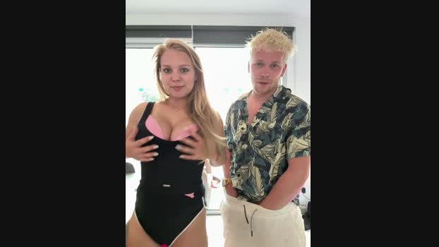 NickyGold_Official StripChat Female 09-03-2025