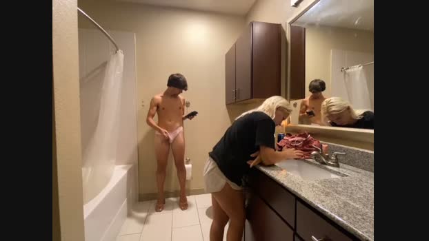 girlfriendmissy StripChat Female 08-03-2025