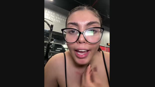 zui_lu StripChat Female 08-03-2025