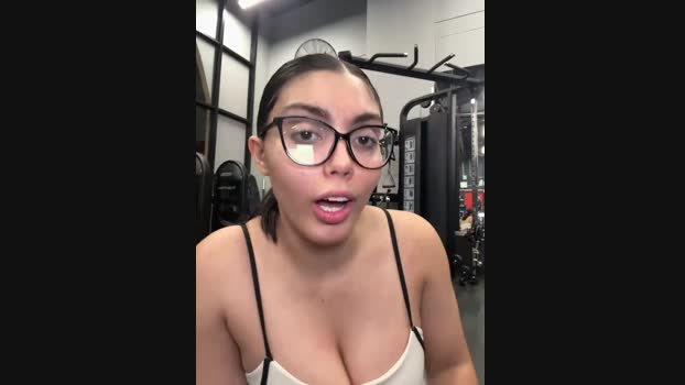 zui_lu StripChat Female 08-03-2025