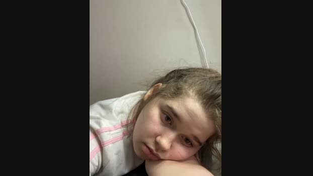 HornyGirlH StripChat Female 10-03-2025