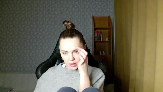 Kylle2050 MyFreeCams Female 10-03-2025