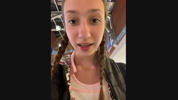 Lia__Love StripChat Female 09-03-2025