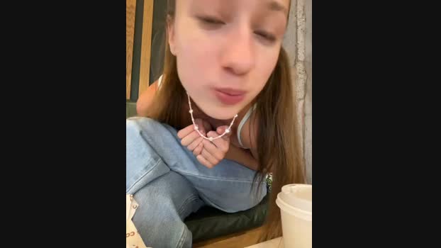 Lia__Love StripChat Female 10-03-2025