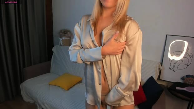 LillaMann StripChat Female 09-03-2025