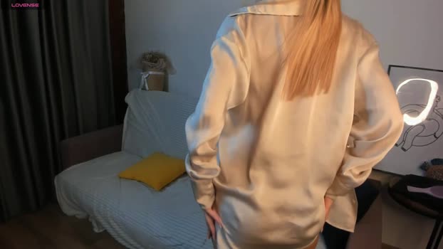 LillaMann StripChat Female 09-03-2025