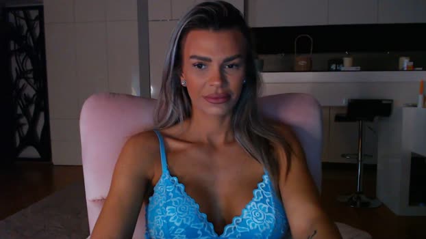 LunaBanana MyFreeCams Female 09-03-2025