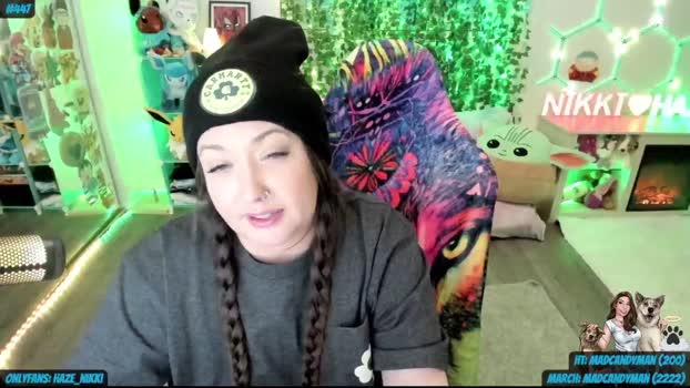 Peachesasss MyFreeCams Female 10-03-2025
