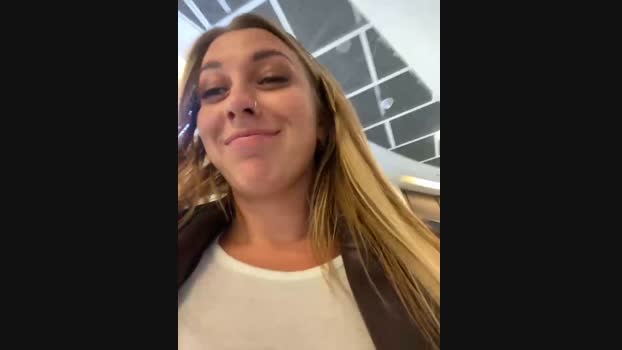 Sweet___Emily StripChat Female 09-03-2025