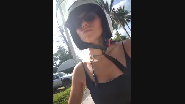 Izabella_Bella StripChat Female 11-03-2025