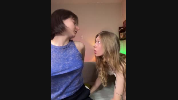 Jitoon_Exe StripChat Female 11-03-2025