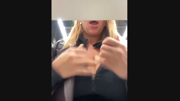 Sweet___Emily StripChat Female 10-03-2025