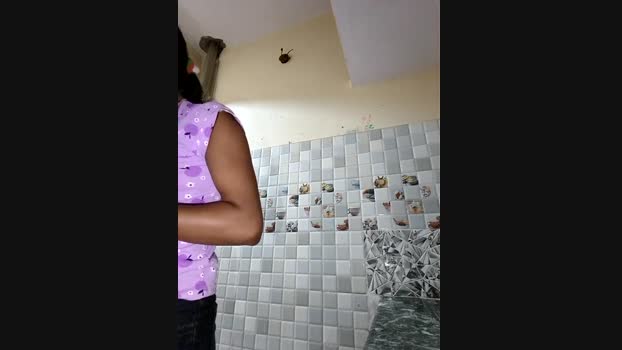 roohi_sexy StripChat Female 10-03-2025