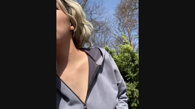 KikiWatson StripChat Female 12-03-2025