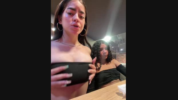 Naughty_Friends_ StripChat Female 11-03-2025